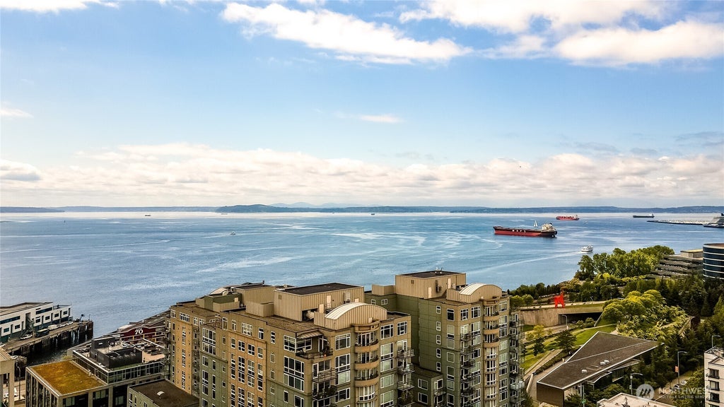 Photo of 2721 1st Avenue #604, Seattle, WA 98121 (MLS # 2593576)