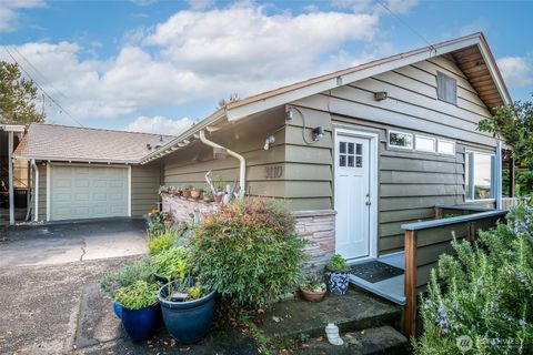 3110 Sylvan Drive W University Place WA 98466