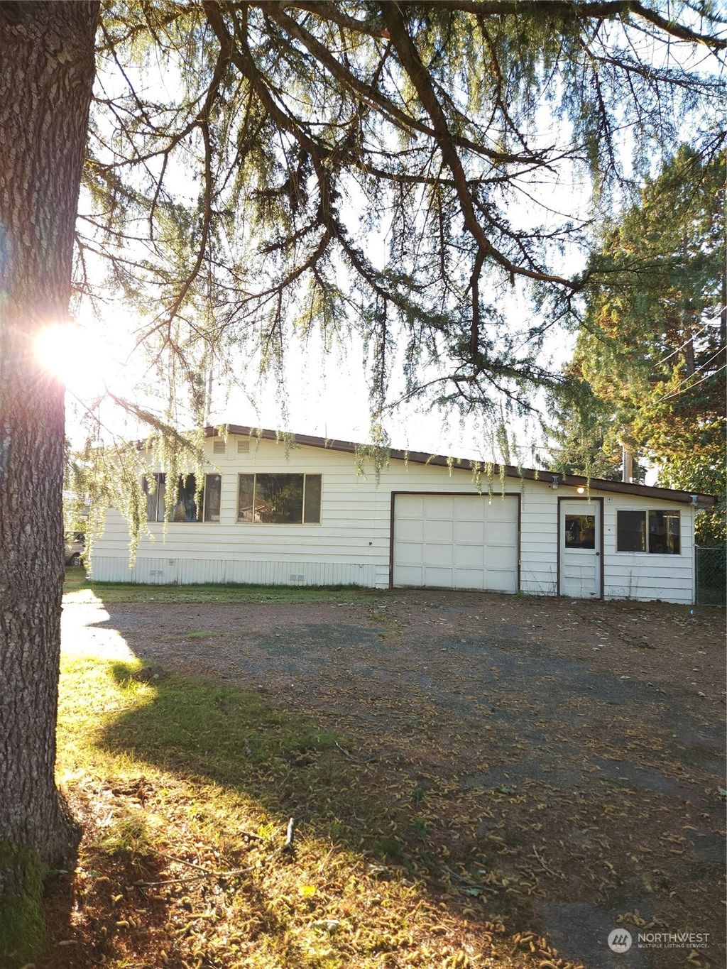 Photo of 804 1st Avenue W, Gold Bar, WA 98251 (MLS # 2014518)