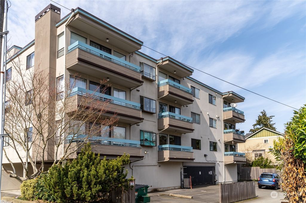Photo of 12300 33rd Avenue NE #205, Seattle, WA 98125 (MLS # 2047052)