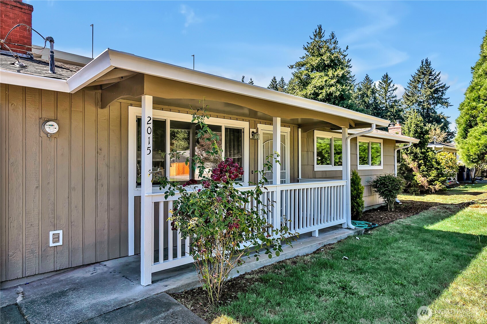 2015 Dogwood Drive SE