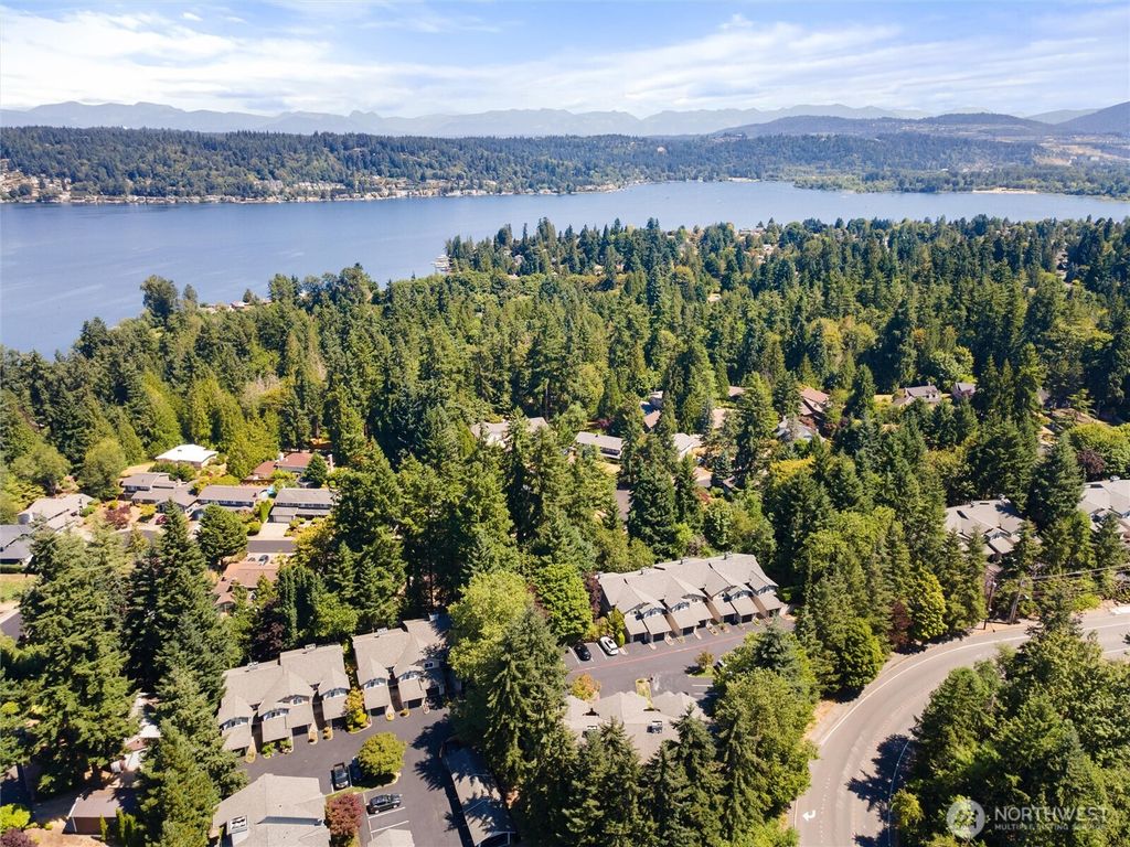 Photo of 4330 W Lake Sammamish Parkway SE #G114, Issaquah, WA 98027 (MLS # 2393315)