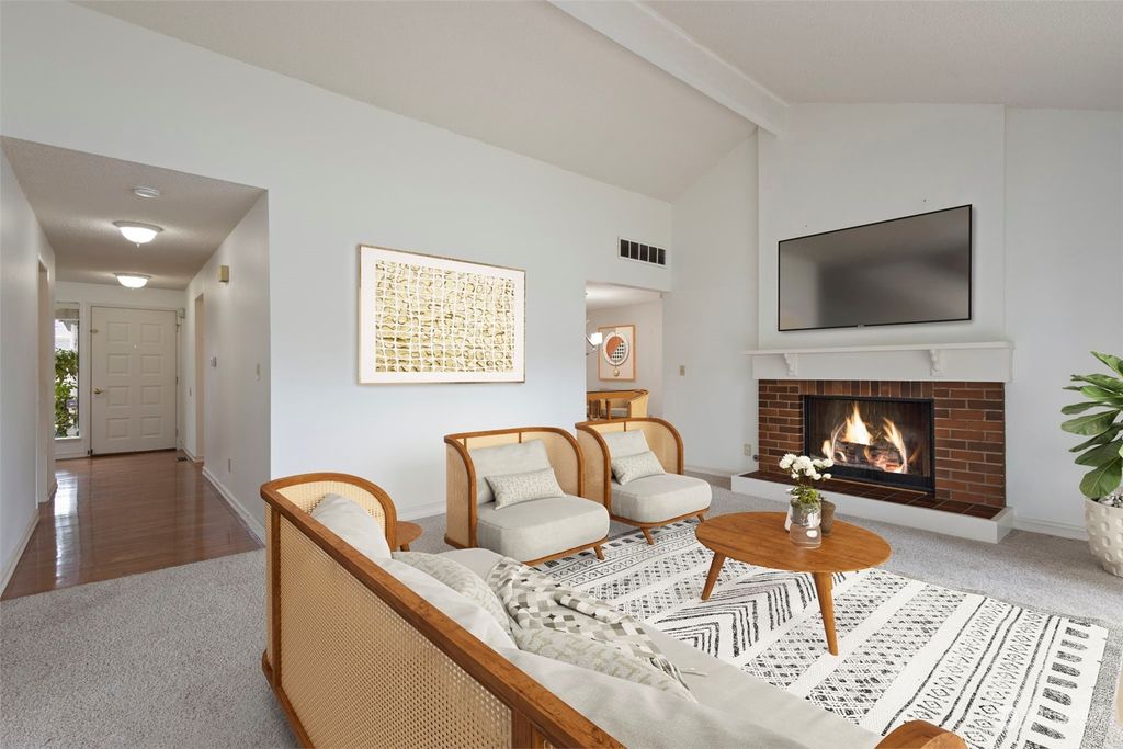 Photo of 31829 32nd Place SW #54, Federal Way, WA 98023 (MLS # 2203257)