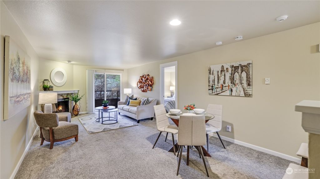 Photo of 724 Kirkland Circle #C202, Kirkland, WA 98033 (MLS # 2188054)