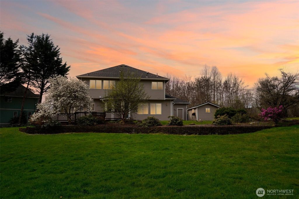 Photo of 12612 SE 261st Street, Kent, WA 98030 (MLS # 2472983)