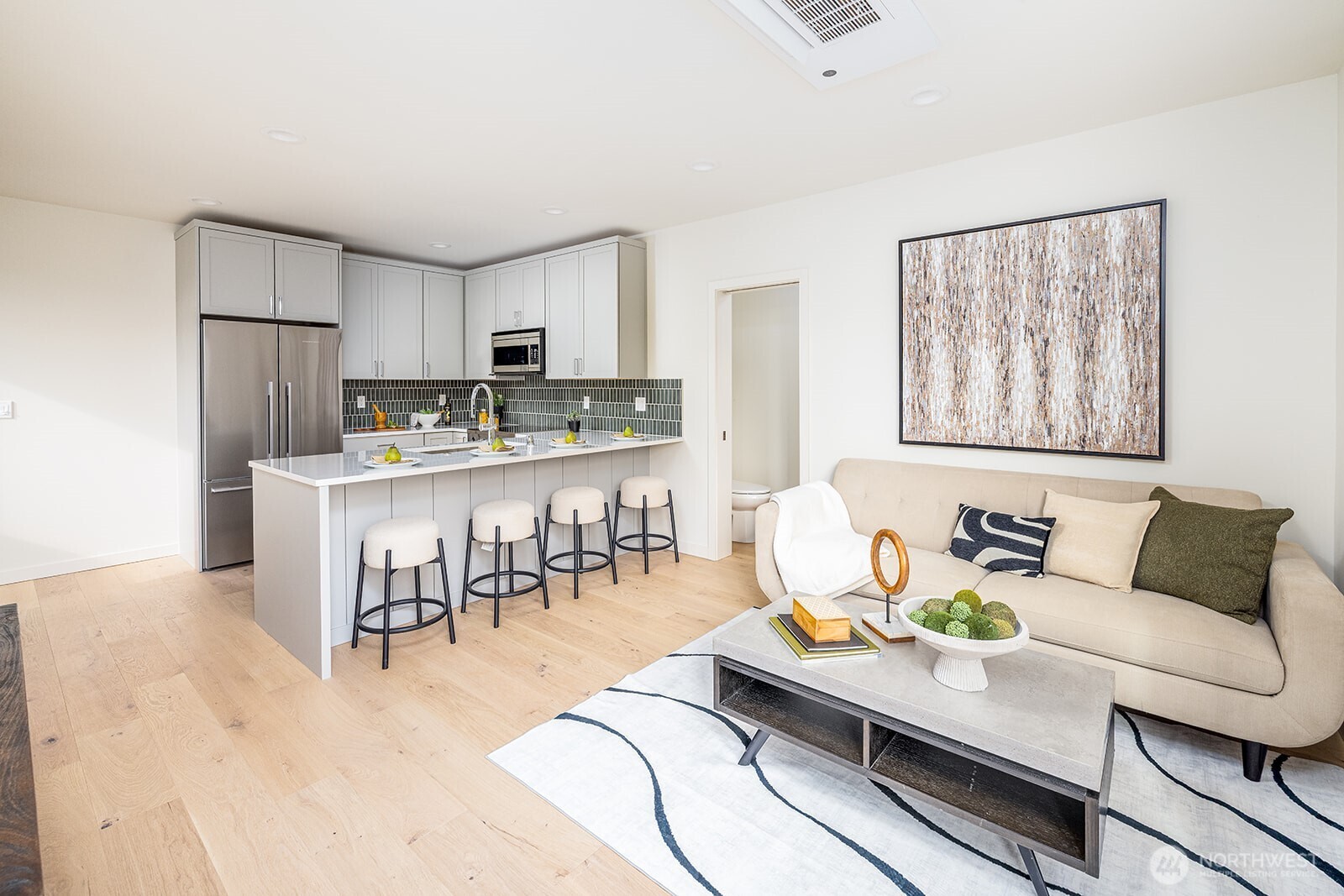 8321 25th Avenue NW B