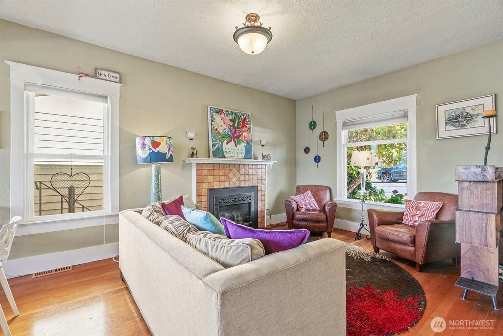 Photo of 380 Columbia Street, Cathlamet, WA 98615 (MLS # 2589089)