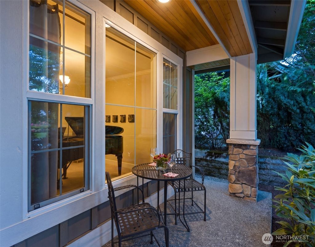 Photo of 2841 275th Avenue SE, Sammamish, WA 98075 (MLS # 2524044)