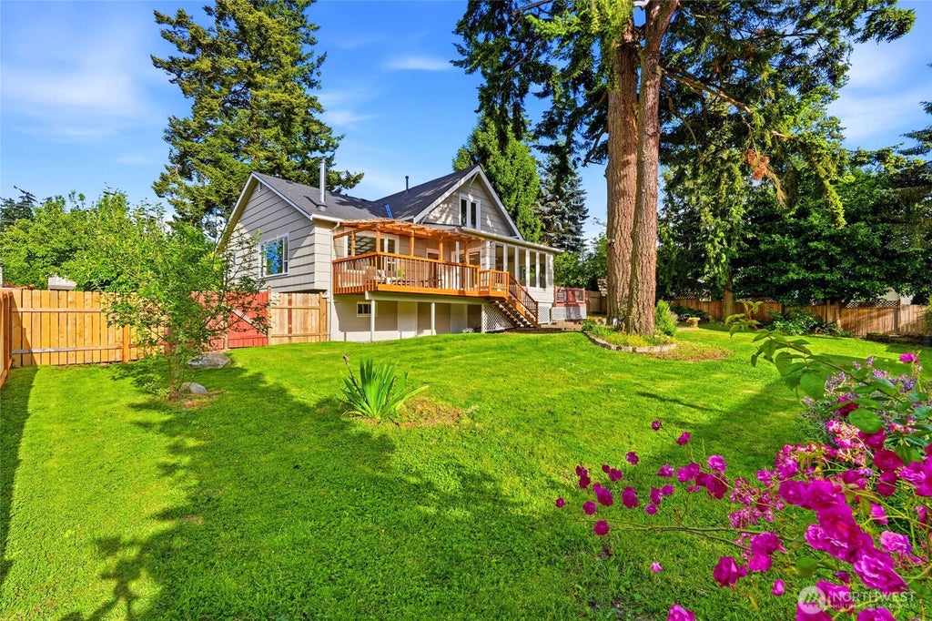 Photo of 1609 Goat Trail Road, Mukilteo, WA 98275 (MLS # 2538472)