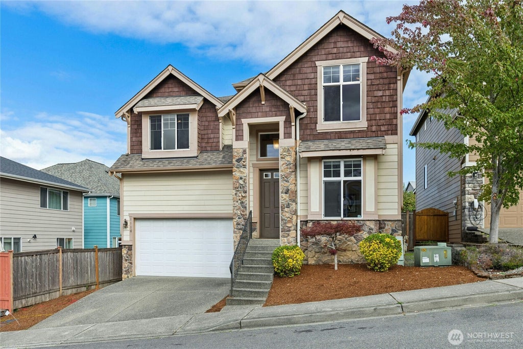 Photo of 1118 S 36 Street, Renton, WA 98055 (MLS # 2586485)