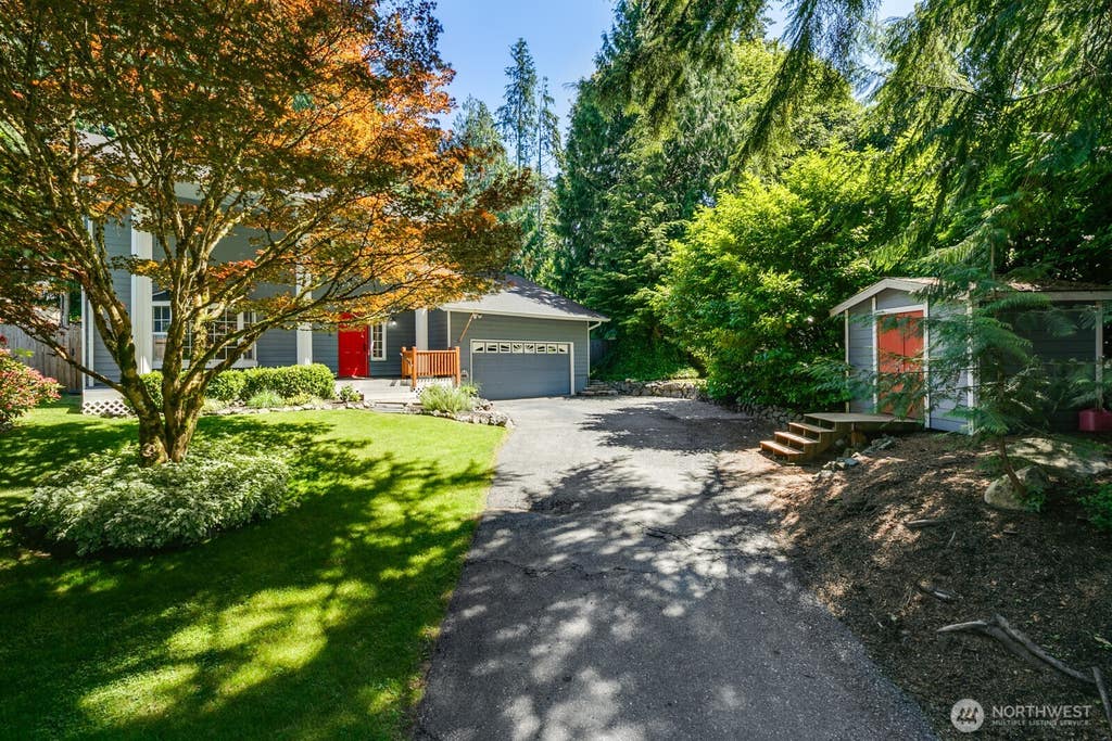 Photo of 11419 22nd Place NE, Lake Stevens, WA 98258 (MLS # 2542106)