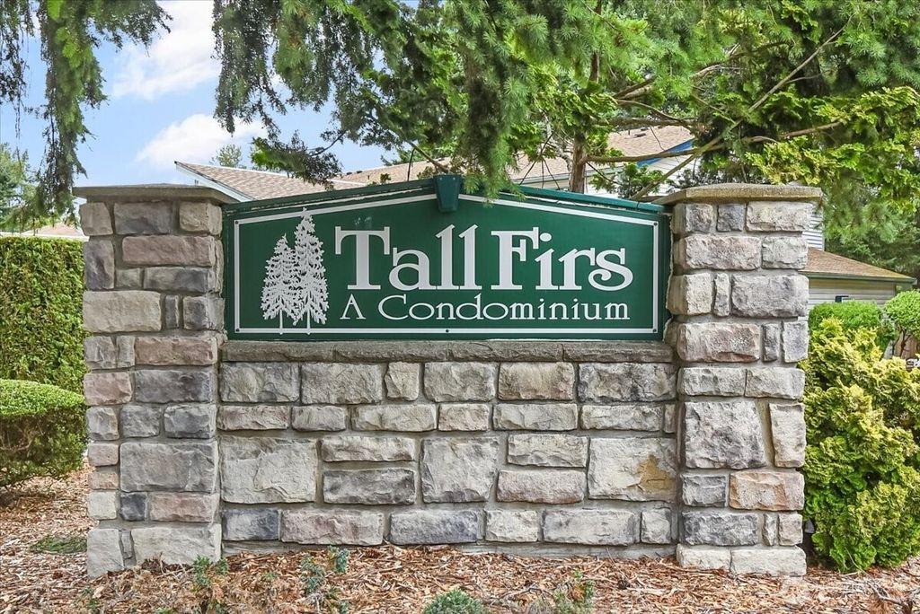 Photo of 1832 SW 318th Place #23B, Federal Way, WA 98023 (MLS # 2407110)