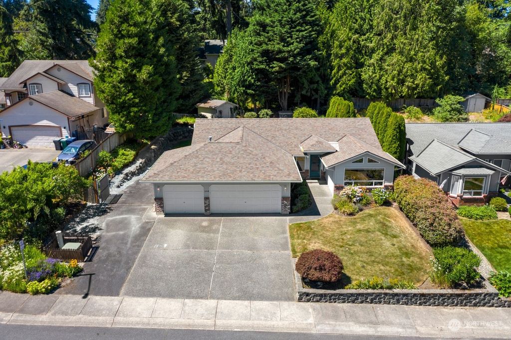 Photo of 12418 52nd Dr Dr SE, Everett, WA 98208 (MLS # 2256601)