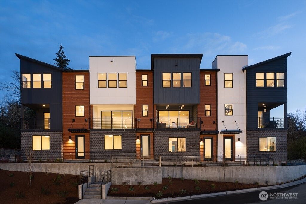 Photo of 10815 (HS 104) 120TH Lane NE #E, Kirkland, WA 98033 (MLS # 2350155)