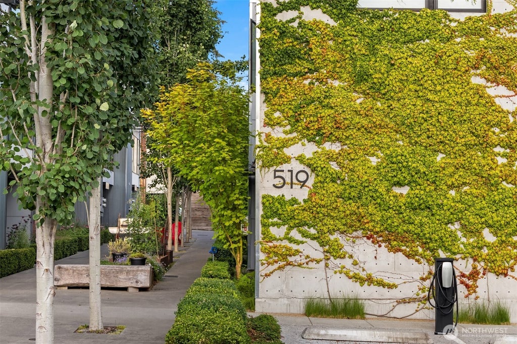 Photo of 519 Madrona Avenue NE #4, Bainbridge Island, WA 98110 (MLS # 2571575)