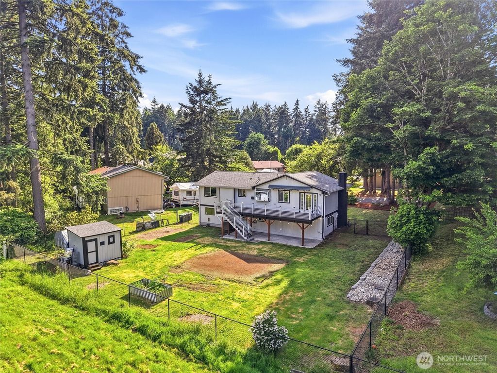 Photo of 3323 33rd Loop SE, Lacey, WA 98503 (MLS # 2526836)
