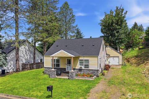 Photo of 415 NE 39th Avenue, Camas, WA 98607 (MLS # 2538061)