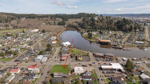 Photo of 219 Lincoln St ST, Hoquiam, WA 98550 (MLS # 2585184)