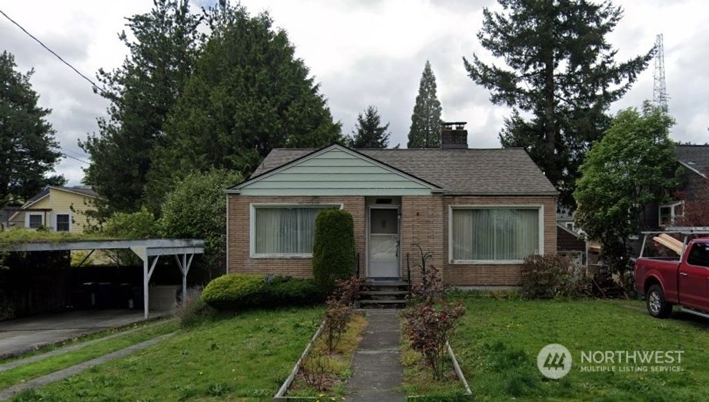 Photo of 8811 12th Avenue NE, Seattle, WA 98115 (MLS # 2265151)