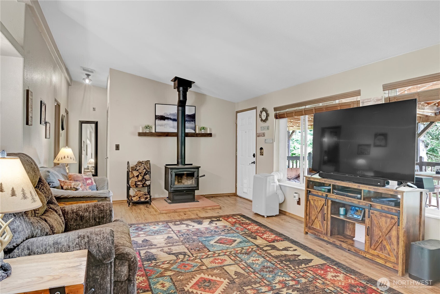 1482 Mountain View Road