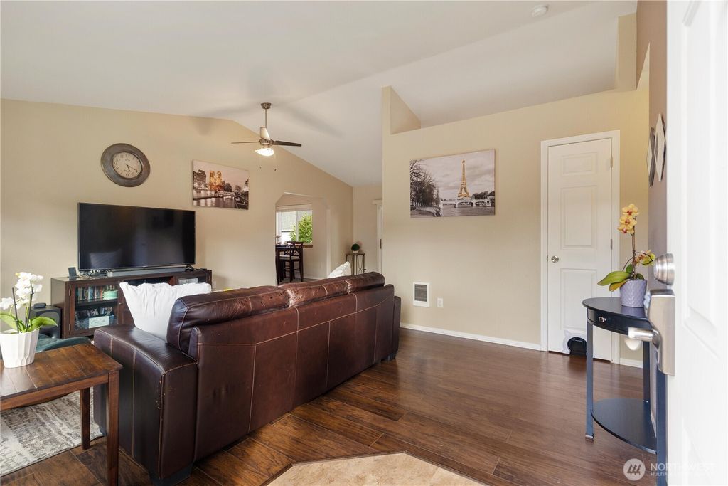 Photo of 6929 Highland Drive, Everett, WA 98203 (MLS # 2340716)