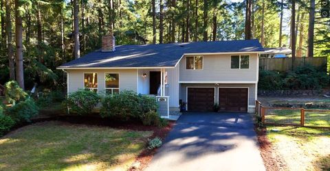 Photo of 14103 57th Avenue NW, Gig Harbor, WA 98332 (MLS # 2445197)