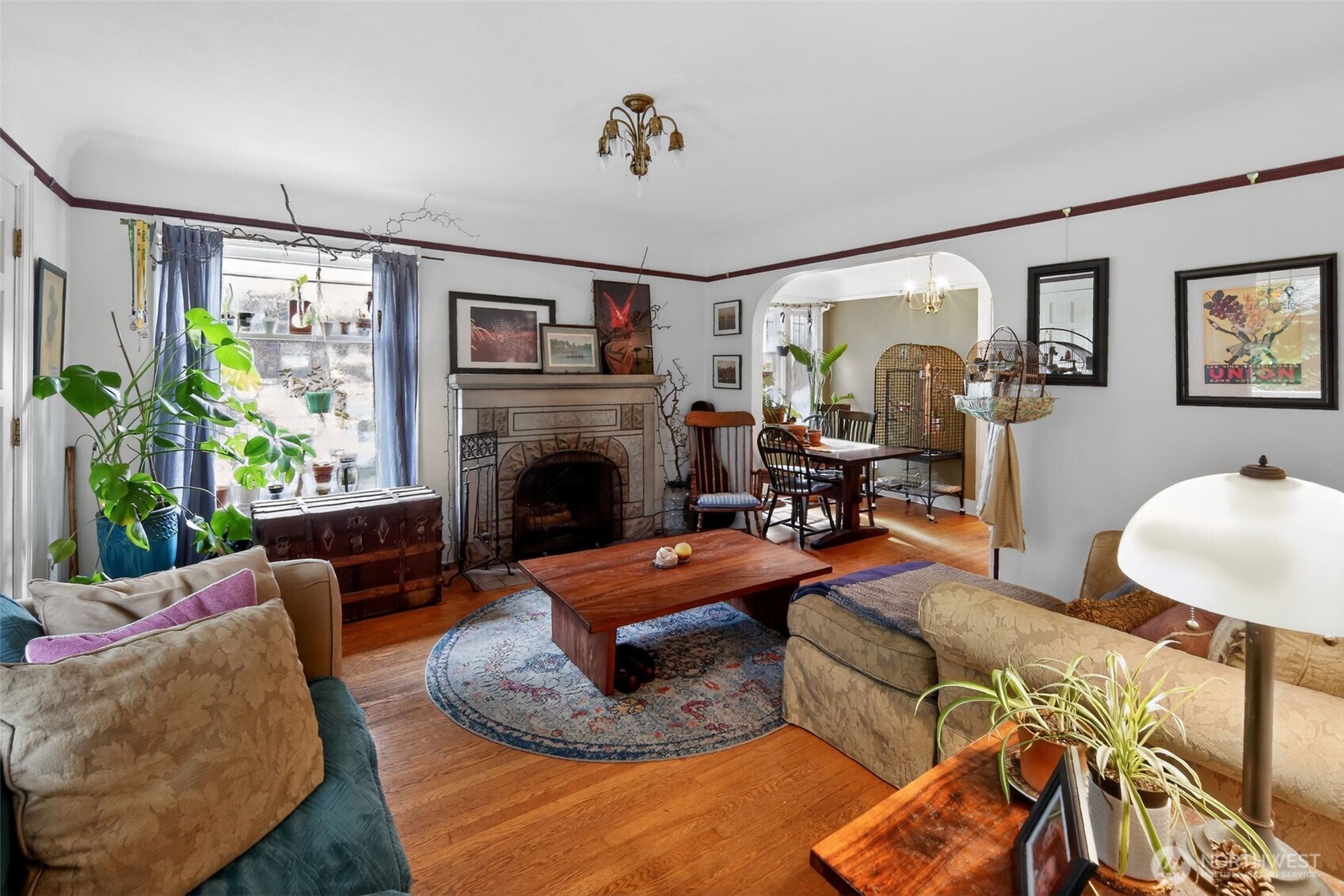 8707 Meridian Avenue N