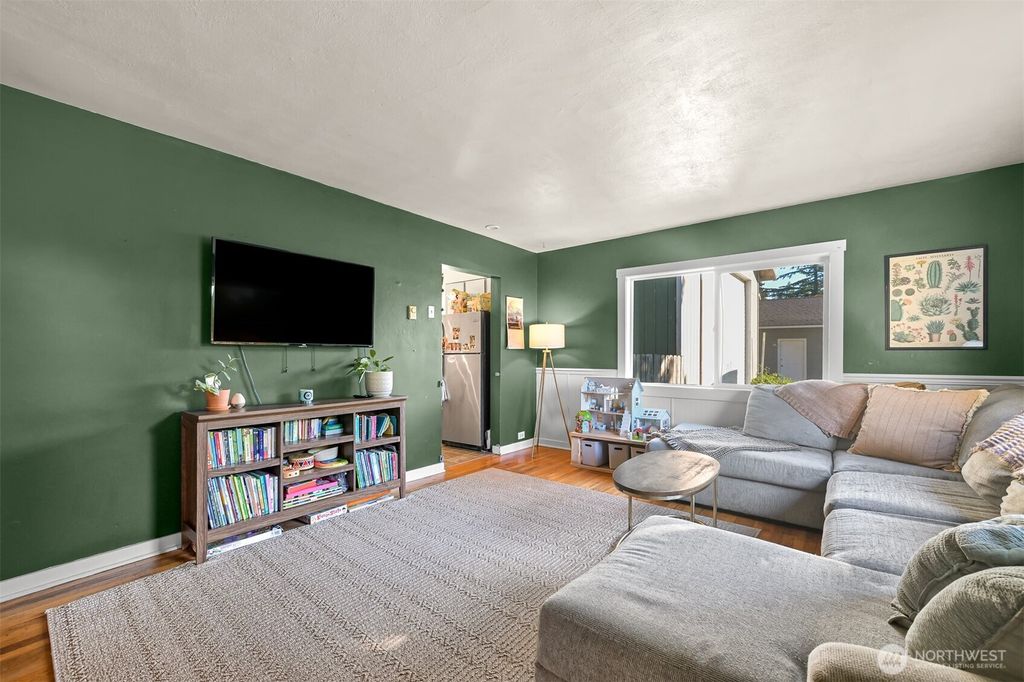Photo of 3132 Alderwood Avenue, Bellingham, WA 98225 (MLS # 2444499)