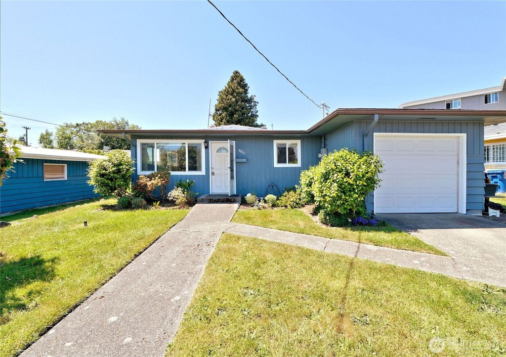 Photo of 6811 27th Avenue S, Seattle, WA 98108 (MLS # 2535893)