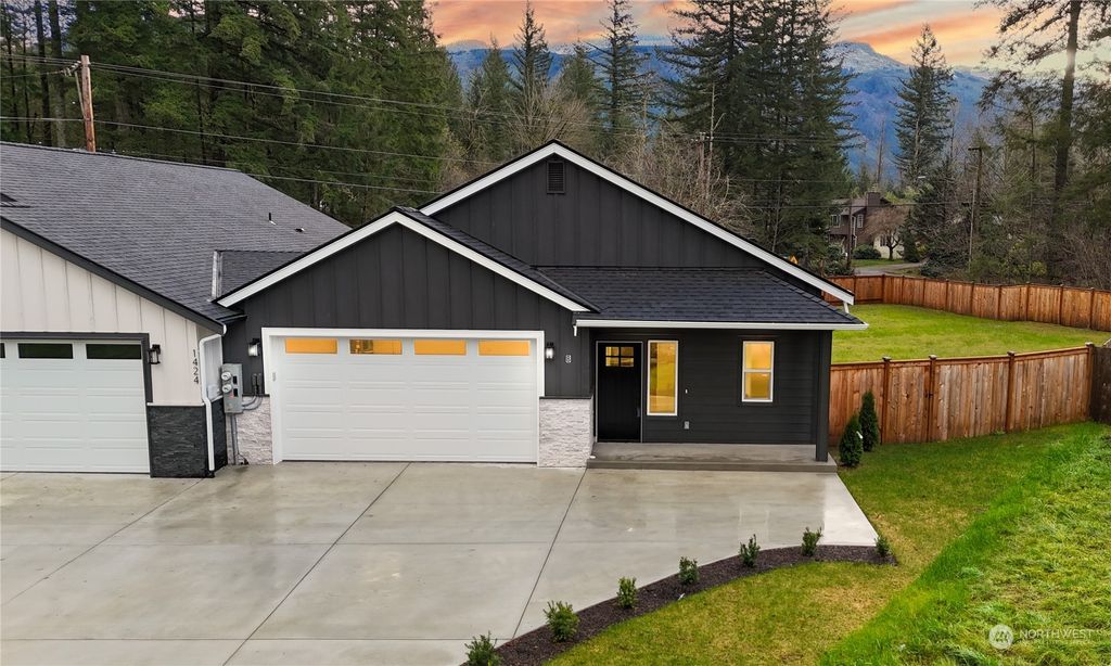 Photo of 1424 Wallace Falls Court #B, Gold Bar, WA 98251 (MLS # 2315399)