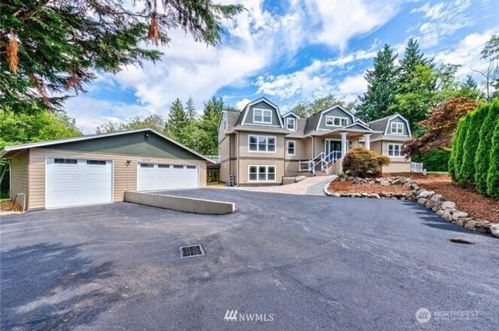 Photo of 14705 Manor Way, Lynnwood, WA 98087 (MLS # 2476387)