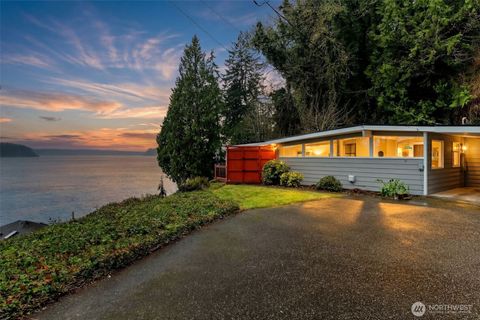 Photo of 1908 Lybecker Drive NW, Gig Harbor, WA 98332 (MLS # 2493897)