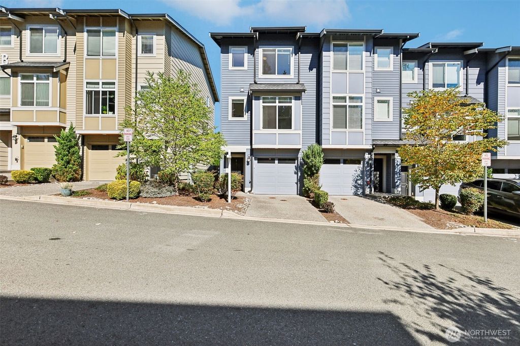 Photo of 19403 7th Avenue W #C1, Lynnwood, WA 98036 (MLS # 2409567)