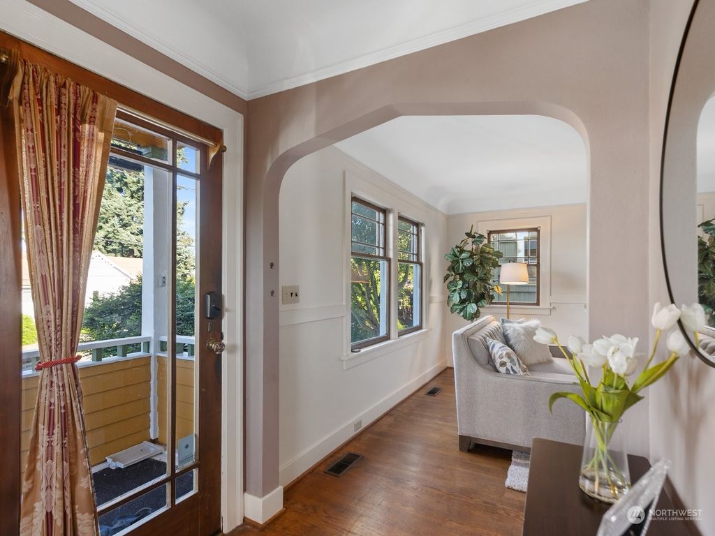 Photo of 6212 9th Avenue NW, Seattle, WA 98107 (MLS # 2281927)