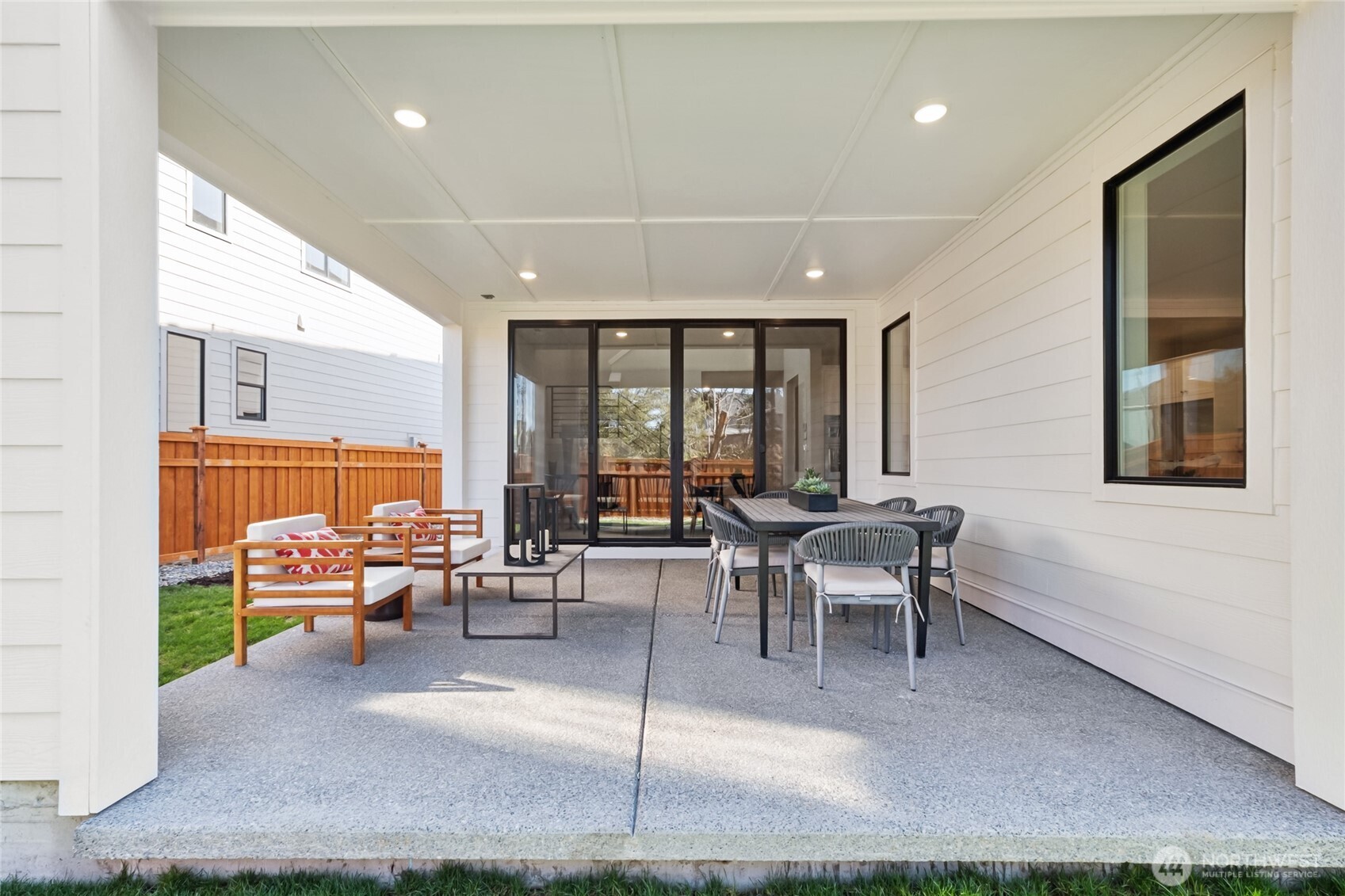 20328 154th Street E 09