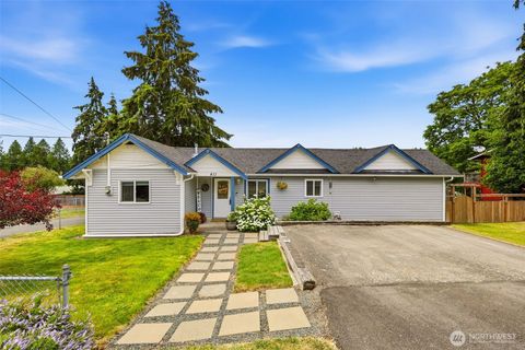 Photo of 411 23rd Avenue, Milton, WA 98354 (MLS # 2543357)