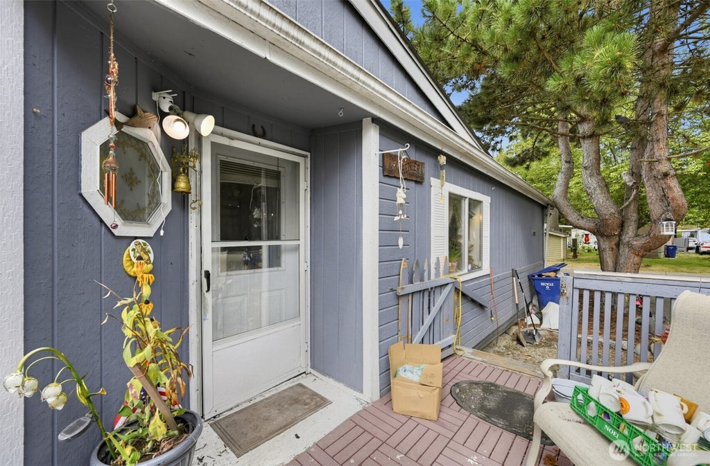 Photo of 3225 M Street SE #124, Auburn, WA 98002 (MLS # 2589120)