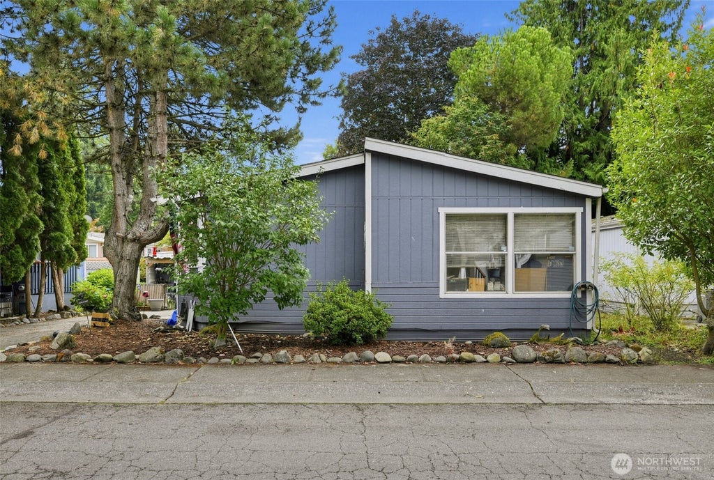 Photo of 3225 M Street SE #124, Auburn, WA 98002 (MLS # 2589120)