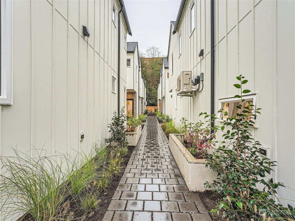 Photo of 10350 Wallingford Avenue N #B, Seattle, WA 98133 (MLS # 2171273)