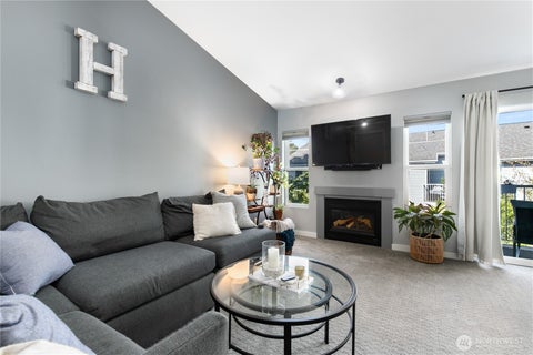 Photo of 15150 140th Way SE #N303, Renton, WA 98058 (MLS # 2577304)