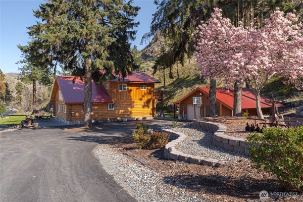 540 HIGHWAY 153, PATEROS, WA 98846 - Image e5f9315cde8e7dd7cb9b97cec8ea11fe/2886410586