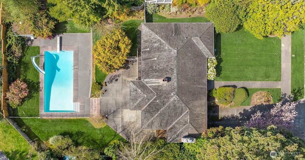 Photo of 5429 NE Windermere Road, Seattle, WA 98105 (MLS # 2362227)
