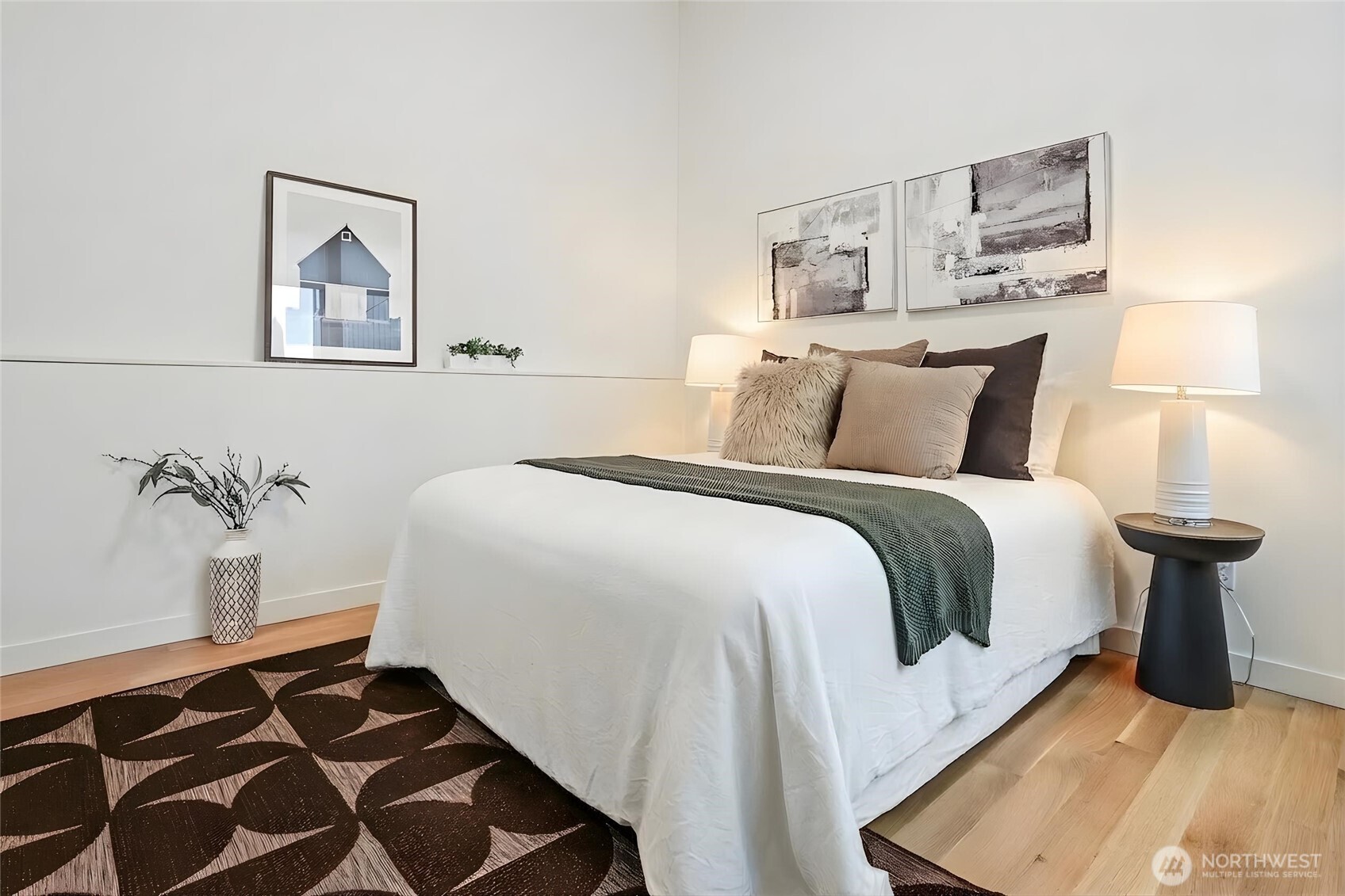 3641 22nd Avenue W E