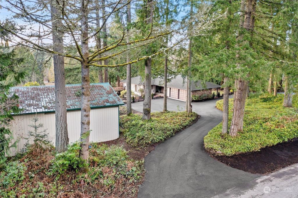 Photo of 7721 230th Avenue NE, Redmond, WA 98053 (MLS # 2034775)