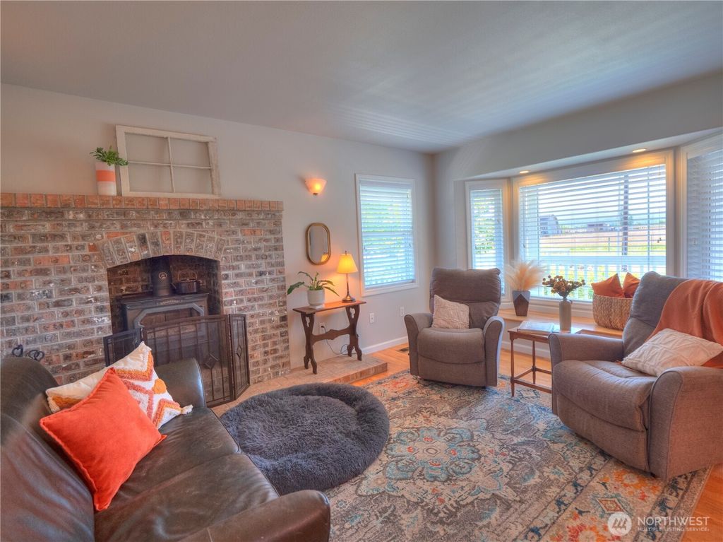 Photo of 23206 SE 448th Street, Enumclaw, WA 98022 (MLS # 2504016)