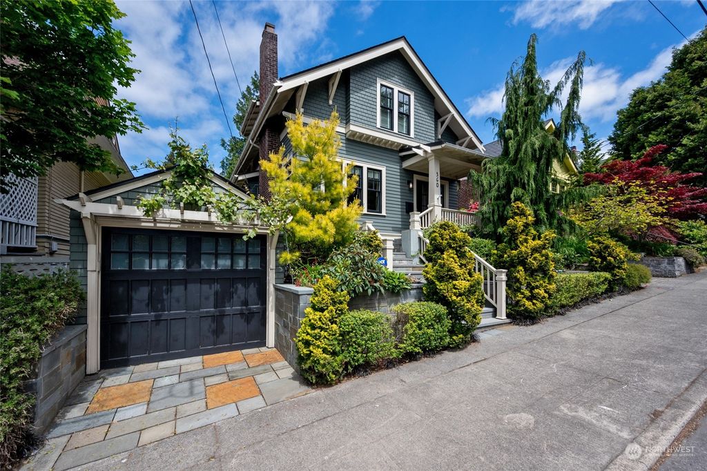 Photo of 360 Boston Street, Seattle, WA 98109 (MLS # 2241164)