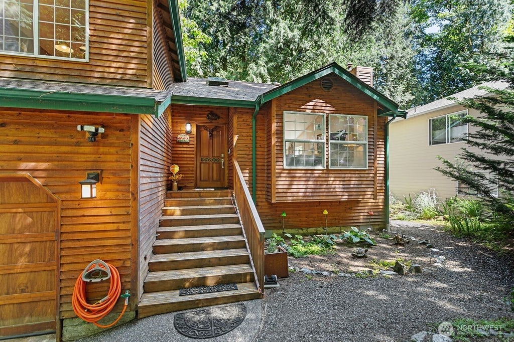 Photo of 5 Valley Crest Way, Bellingham, WA 98229 (MLS # 2575809)