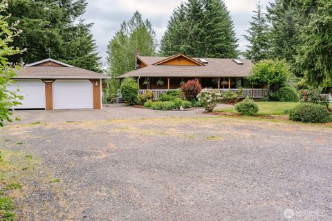 Photo of 32115 71st Court St E, Eatonville, WA 98328 (MLS # 2533930)