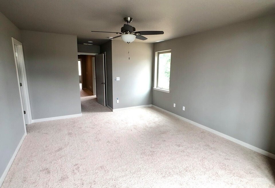4337 NE 87TH Street