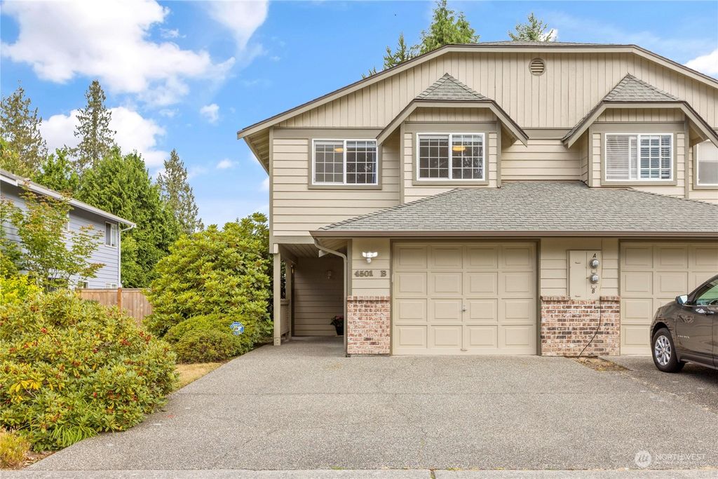 Photo of 4501 218th Street SW #B, Mountlake Terrace, WA 98043 (MLS # 2138270)